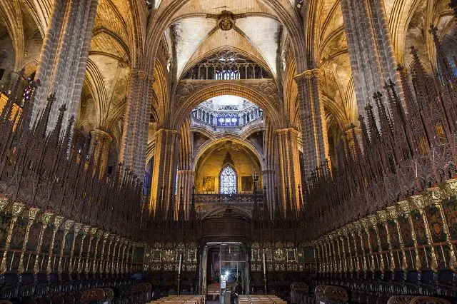cathedral tour barcelona